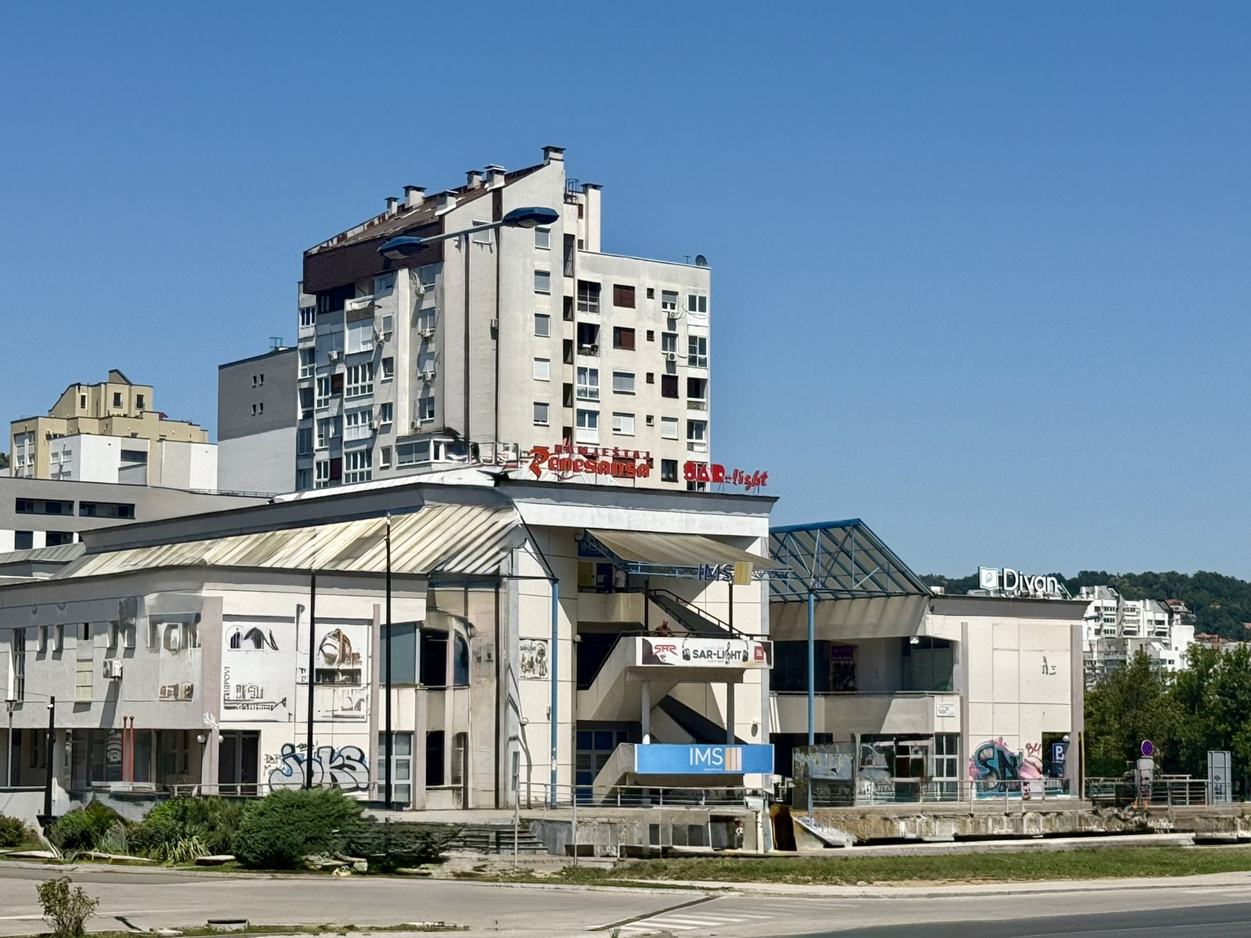Poslovni prostor - Stupine - 150m2